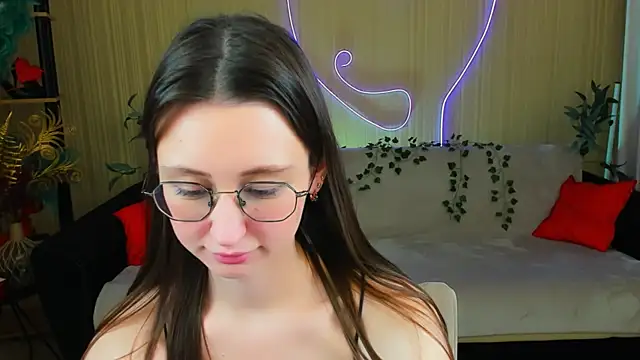 YourLovellyStory online show from May 12, 2026, 1:30 pm