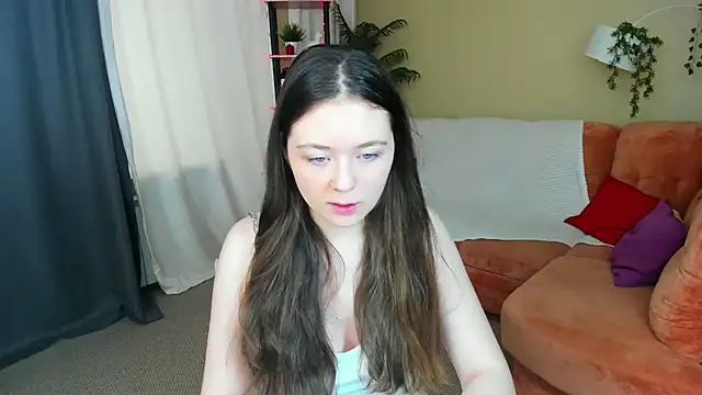 AlluringLookk online show from May 24, 2026, 4:17 am