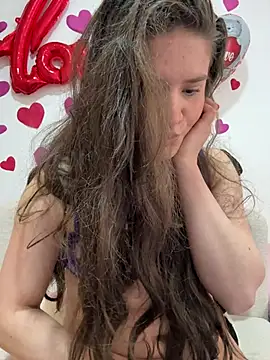 Emilyybennet  online show from February 9, 2026, 10:25 pm