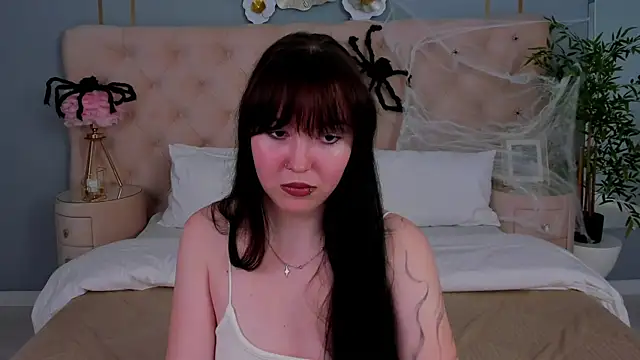 VanessaFields online show from October 25, 2025, 3:18 pm