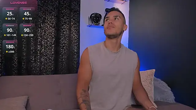 Snapshot of MarkSantozz chatting on October 24, 2025, 6:48 pm MarkSantozz online show from October 24, 2025, 6:48 pm