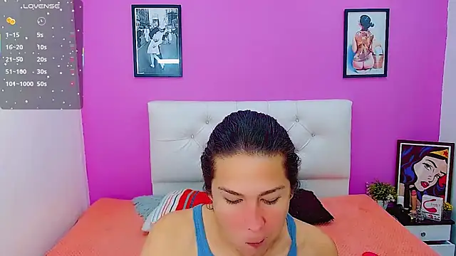 Azley sweet online show from September 16, 2025, 1:56 pm