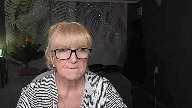 Sabina Ros online show from February 10, 2026, 7:56 am