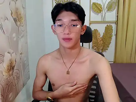 fuckerfriendsxx online show from March 1, 2026, 12:40 pm