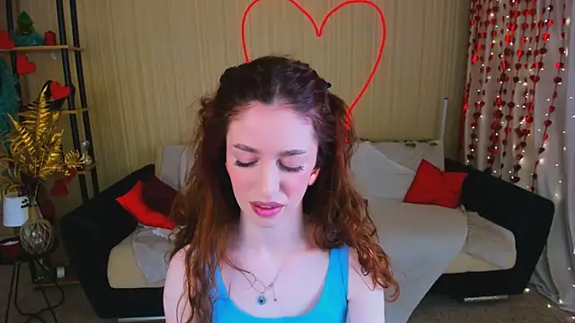 ChristinaConteeree online show from March 13, 2026, 7:31 pm