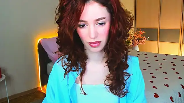 ChristinaConteeree online show from April 6, 2026, 3:26 am