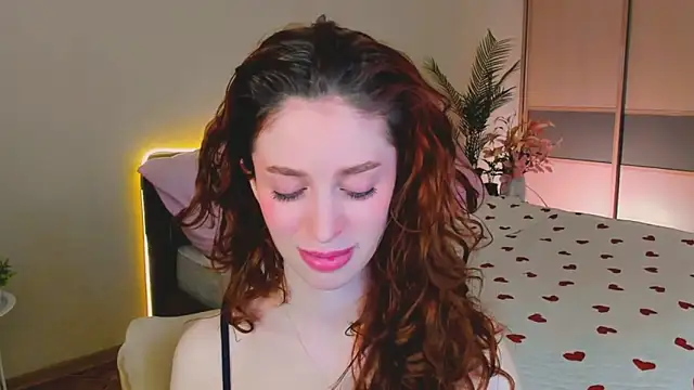Snapshot of ChristinaConteeree chatting on April 23, 2026, 1:24 pm ChristinaConteeree online show from April 23, 2026, 1:24 pm