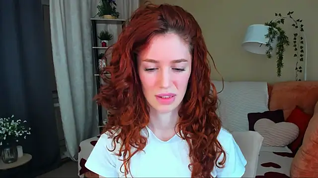 Snapshot of ChristinaConteeree chatting on July 14, 2026, 7:19 pm ChristinaConteeree online show from July 14, 2026, 7:19 pm