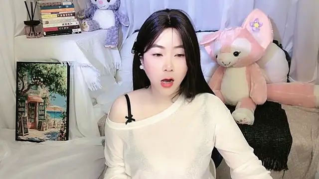 Emmaq996 online show from April 11, 2026, 1:32 am