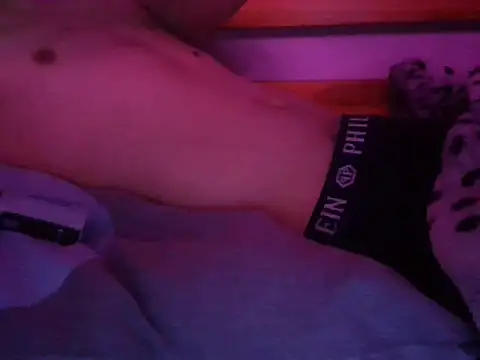 Snapshot of Bony69527g chatting on October 25, 2025, 11:43 pm Bony69527g online show from October 25, 2025, 11:43 pm