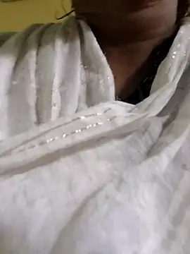 Snapshot of Monika_Telugu_Girl chatting on September 29, 2025, 7:13 am Monika Telugu Girl online show from September 29, 2025, 7:13 am