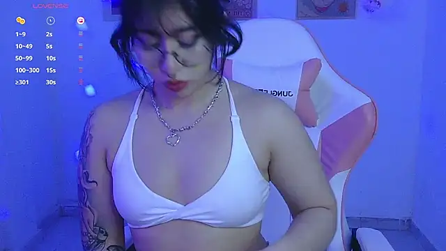Snapshot of Hachiko_Love chatting on October 25, 2025, 3:03 am Hachiko Love online show from October 25, 2025, 3:03 am