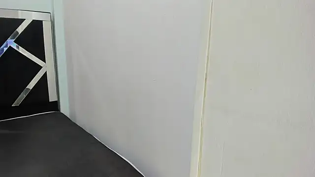 iisabella noa online show from September 26, 2025, 12:42 pm