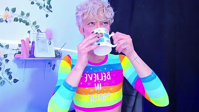 Cooperrosscute233 online show from September 15, 2025, 6:19 pm