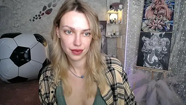 Snapshot of NickyAdamidi chatting on June 25, 2026, 4:22 pm NickyAdamidi online show from June 25, 2026, 4:22 pm