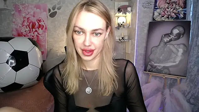Snapshot of NickyAdamidi chatting on July 17, 2026, 4:12 pm NickyAdamidi online show from July 17, 2026, 4:12 pm