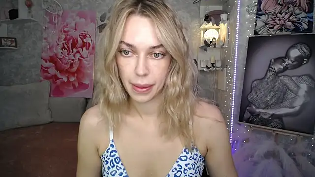 Snapshot of NickyAdamidi chatting on July 23, 2026, 4:16 pm NickyAdamidi online show from July 23, 2026, 4:16 pm