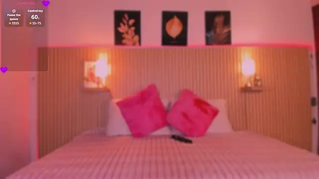 Sirenita petitexoxo online show from July 28, 2026, 11:48 pm