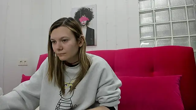 Sunny Sammy online show from April 8, 2026, 4:56 am