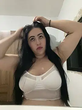 IvettSt  online show from June 20, 2026, 3:42 am