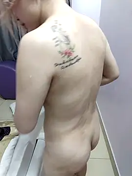 Jess-Thuy online show from October 14, 2025, 1:01 pm