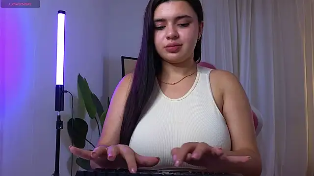 Snapshot of courtneyk_ chatting on October 16, 2025, 2:51 pm courtneyk  online show from October 16, 2025, 2:51 pm