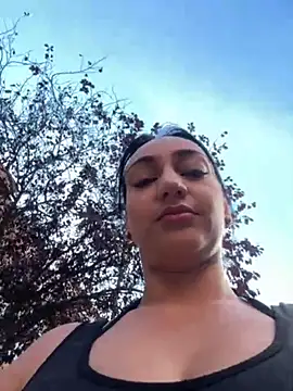 Ninabigtitied online show from October 16, 2025, 9:54 am