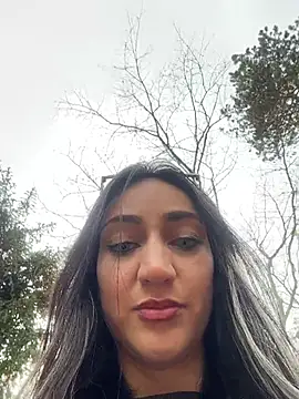 Ninabigtitied online show from November 13, 2025, 12:37 pm