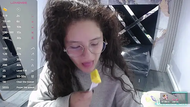 Velvet Moon V online show from February 6, 2026, 12:30 pm