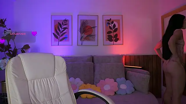 JadeSummerr online show from June 30, 2026, 11:44 am