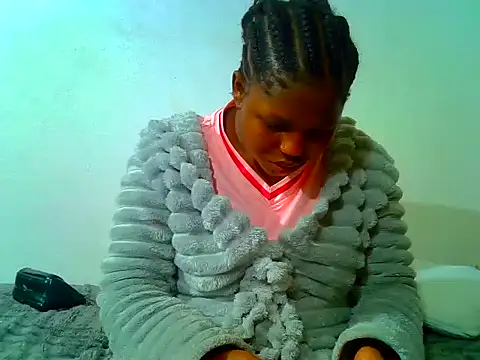 SweetHoney21  online show from June 10, 2026, 6:45 am