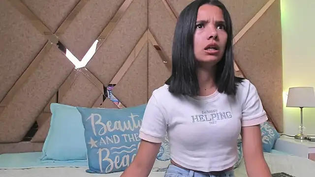 BelhaLawuo online show from November 20, 2025, 7:24 pm