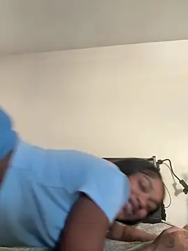 PrettyBabriexox online show from October 26, 2025, 4:24 pm