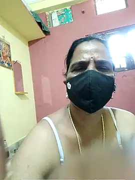 Snapshot of Darshini-Lovely chatting on November 26, 2025, 7:20 am Darshini-Lovely online show from November 26, 2025, 7:20 am