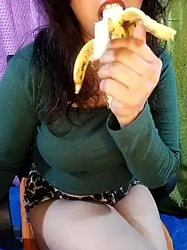 Ishani Baby online show from December 17, 2025, 5:02 am