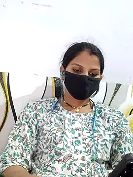 poojam93 online show from November 7, 2025, 3:34 pm