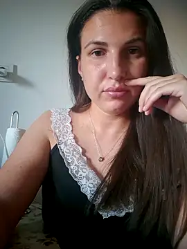 Snapshot of ElsMarya chatting on September 21, 2025, 3:24 pm ElsMarya online show from September 21, 2025, 3:24 pm