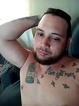 Catire10  online show from September 10, 2025, 5:24 pm