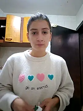 aytanna torrez online show from November 25, 2025, 12:38 pm