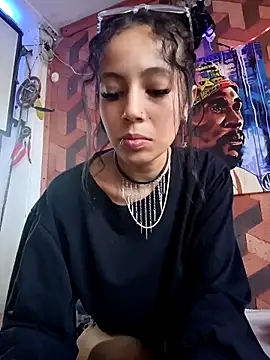 Snapshot of Katya_Bridge2 chatting on October 7, 2025, 8:17 pm Katya Bridge2 online show from October 7, 2025, 8:17 pm