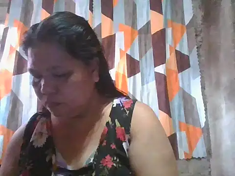 Snapshot of xxbernxxx chatting on April 20, 2026, 11:28 pm xxbernxxx online show from April 20, 2026, 11:28 pm
