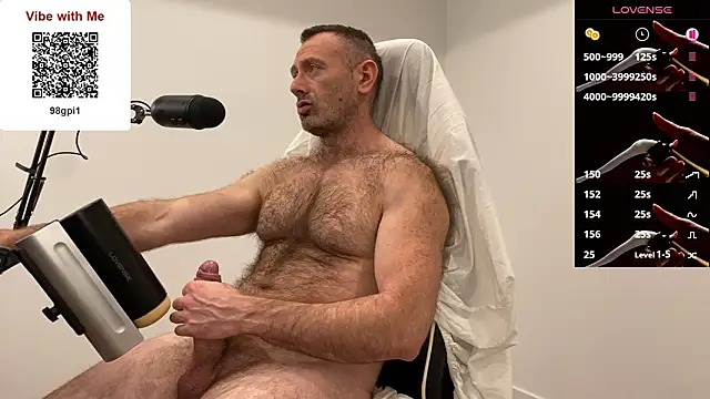 Snapshot of TheDonnyBasilisk chatting on February 1, 2026, 11:14 pm TheDonnyBasilisk online show from February 1, 2026, 11:14 pm