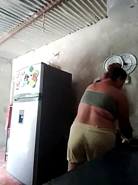 Snapshot of yyuly chatting on October 3, 2025, 3:31 pm yyuly online show from October 3, 2025, 3:31 pm