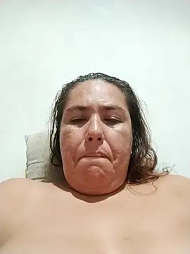 Snapshot of yyuly chatting on October 23, 2025, 1:27 am yyuly online show from October 23, 2025, 1:27 am