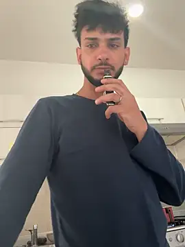 Snapshot of Gipsyboysteve chatting on February 5, 2026, 3:05 pm Gipsyboysteve online show from February 5, 2026, 3:05 pm