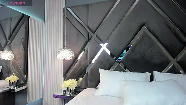 Snapshot of CoraimaSahin chatting on February 1, 2026, 4:44 am CoraimaSahin online show from February 1, 2026, 4:44 am