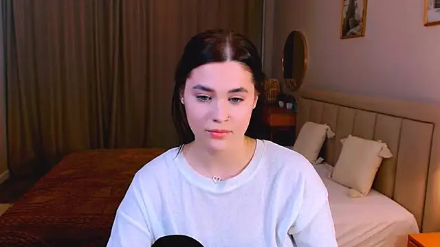 lil angel  online show from March 25, 2026, 9:54 pm