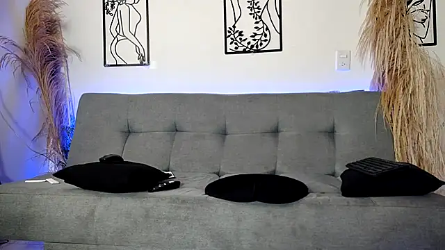 Masterblue hot online show from November 30, 2025, 2:21 pm