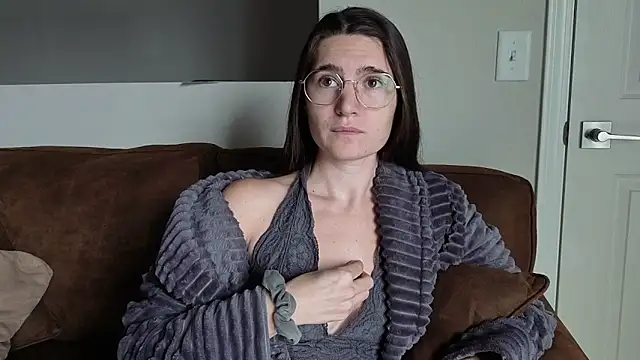 bambifarrina online show from March 24, 2026, 9:09 pm