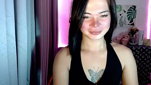 Snapshot of _SexyButterfly chatting on October 12, 2025, 5:28 am  SexyButterfly online show from October 12, 2025, 5:28 am